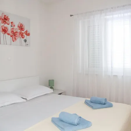 Macanovi Dvori With Private Pool Villa Jasenice