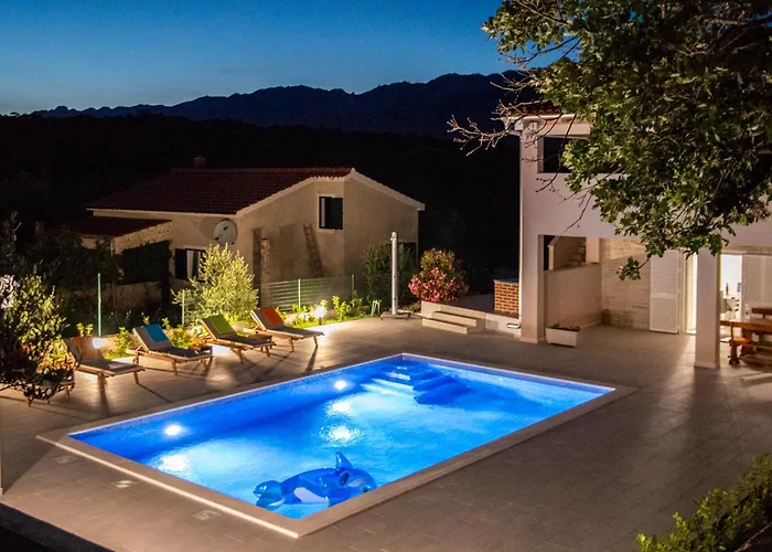 Macanovi Dvori With Private Pool Villa