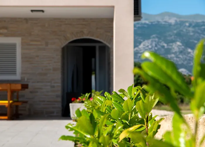 Macanovi Dvori With Private Pool Jasenice (Zadar)