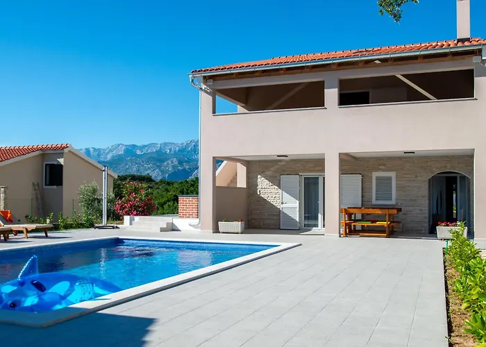 Villa Macanovi Dvori With Private Pool