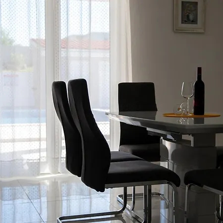 Macanovi Dvori With Private Pool