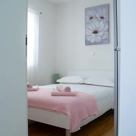 Macanovi Dvori With Private Pool * Ясенице