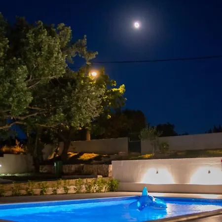 Villa Macanovi Dvori With Private Pool