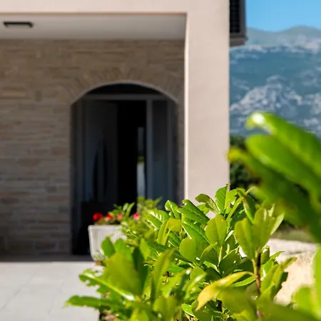 Macanovi Dvori With Private Pool Ясенице