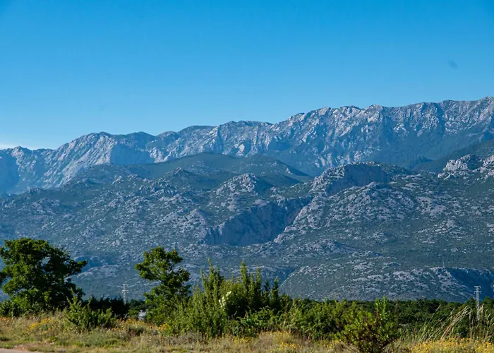 Macanovi Dvori With Private Pool *